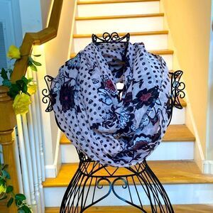 ✨🪷 BoHo Pinkish Beige Floral Wrap Around Infinity Scarf 🧣 ✨